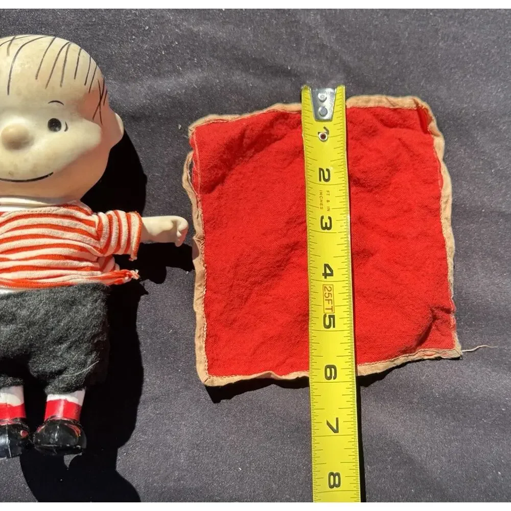 Vintage Linus with Blanket Peanuts Pocket Doll 1960s Poseable Charlie Brown Lo16